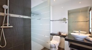 Hello Islands | Crystal Bay Beach Resort