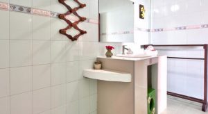 Hello Islands | Crystal Bay Beach Resort