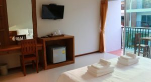 Hello Islands | Crystal Lamai Hotel