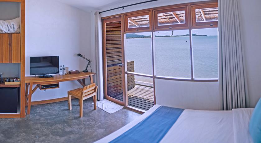 Hello Islands | Escape Beach Resort