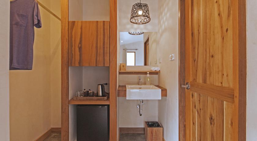 Hello Islands | Escape Beach Resort