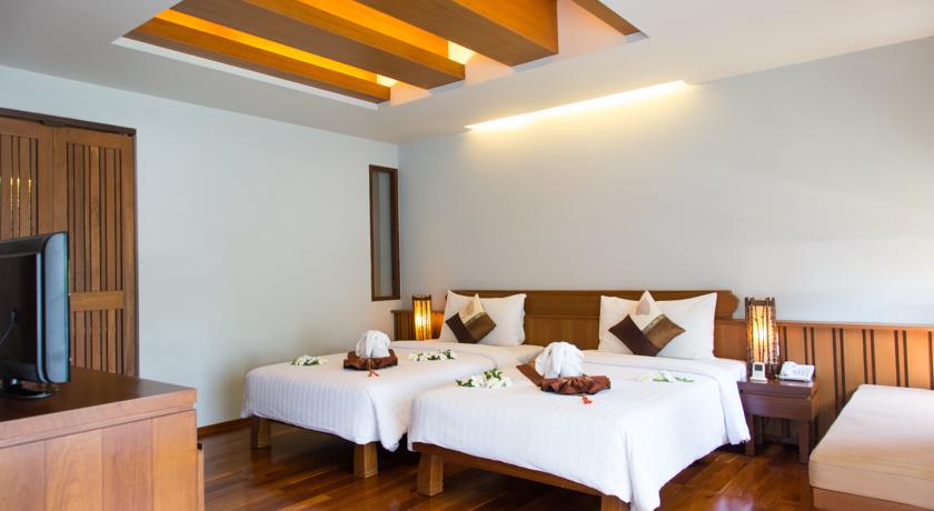 Hello Islands | Maehaad Bay Resort