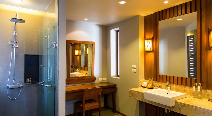 Hello Islands | Maehaad Bay Resort