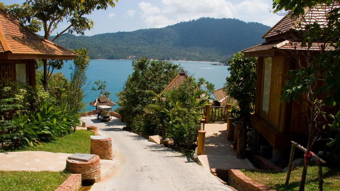 Santhiya Koh Phangan Resort & Spa • Hello Island