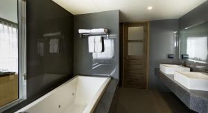 Hello Islands | The Lunar Patong Hotel