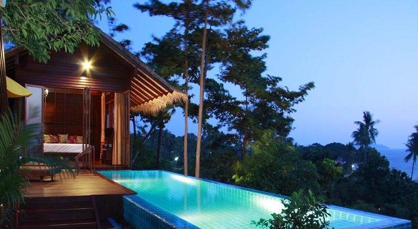 Hello Islands | Zeavola Hotel