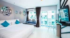 Hello Islands | The Crib Hotel