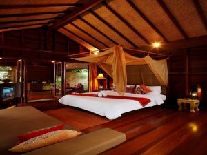 Hello Islands | Zeavola Hotel