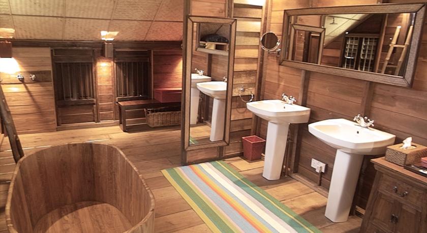 Hello Islands | Bon Ton Resort