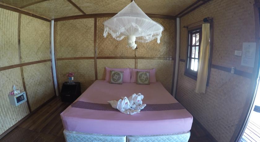 Hello Islands | Bottle Beach 1 Resort