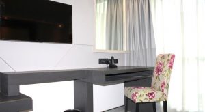 Hello Islands | Hotel Clover Asoke