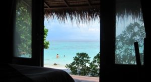 Hello Islands | Ten Moons