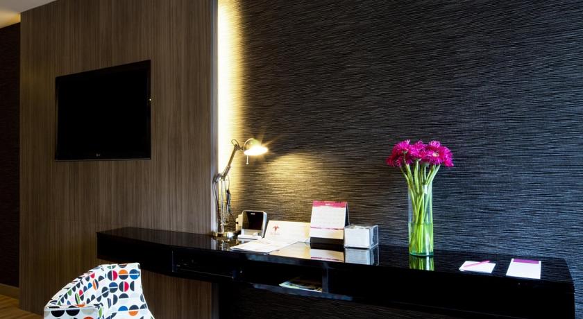 Hello Islands | Trinity Silom Hotel