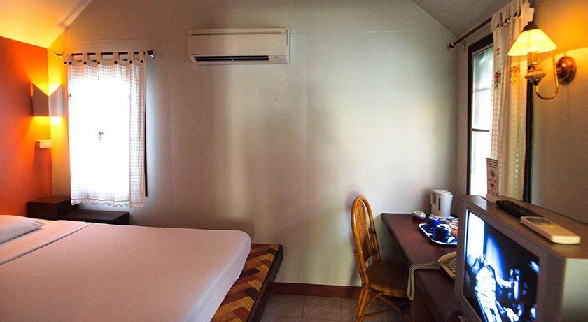 Hello Islands | P.P. Casita Hotel