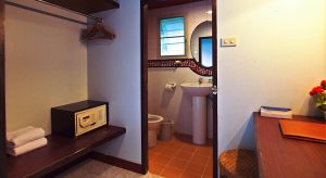 Hello Islands | P.P. Casita Hotel